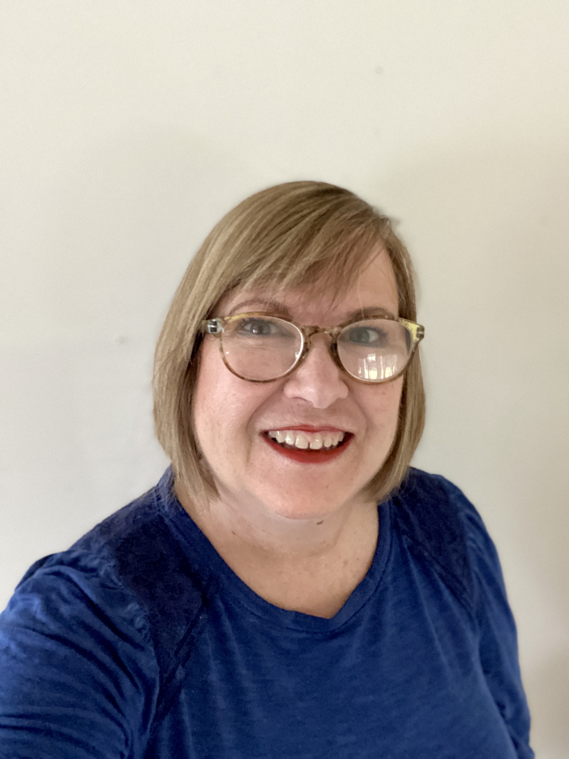 Deb Coman headshot